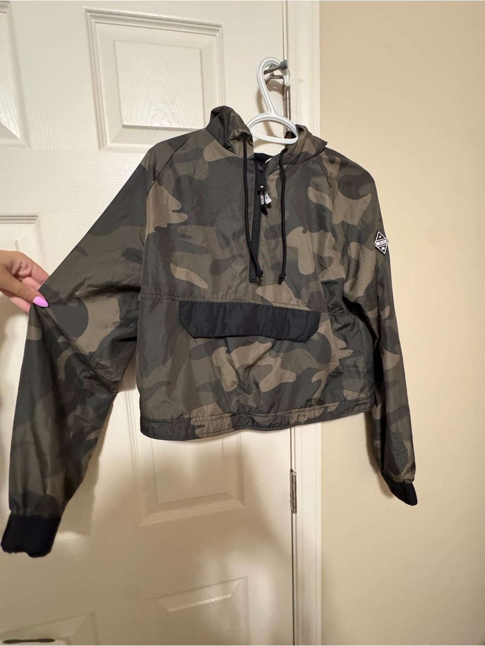 Hollister Green Camo Cropped Anorak Pullover Jacket